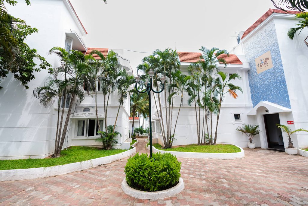 Shelter Beach ResortShelter Beach Resort