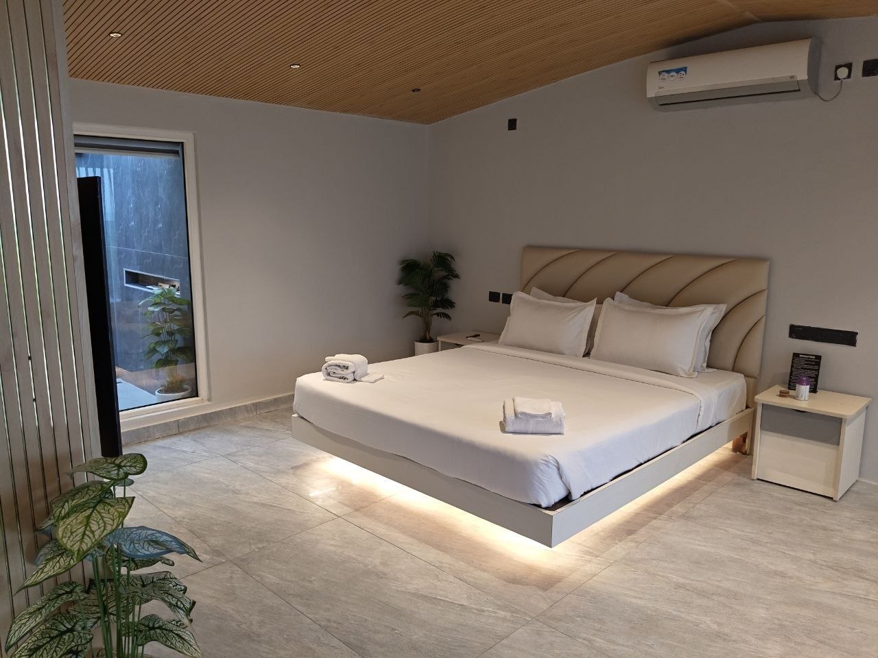 King Suite with Sea View